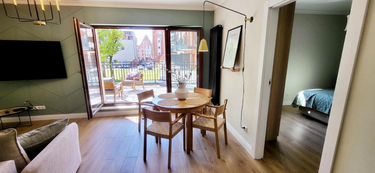 Komfortowy Apartament Przy Bramie Targowej Z Tarasem- Old Town Elblag Exterior photo